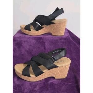 Clarks Giselle Beach Women's Black Nubuck Leather Wedge Sandals US Size 9M